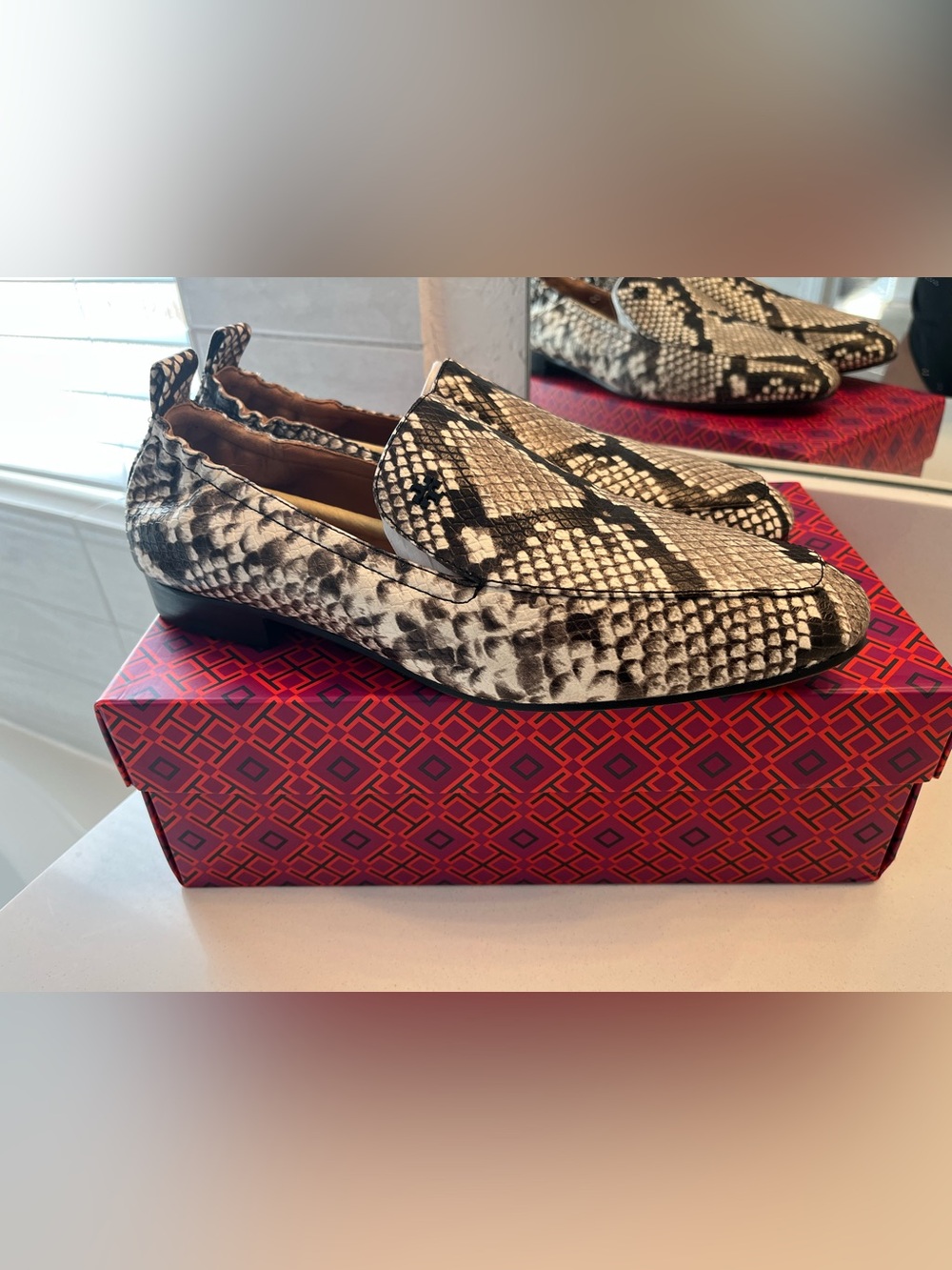 Tory Burch Kira Loafers